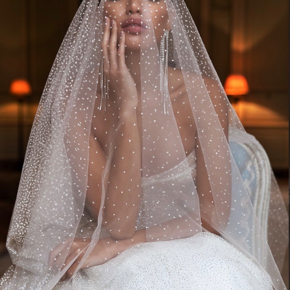 Wedding Dress / Bridal Dress by Pollardi - Gloss - Picture 4 of 4